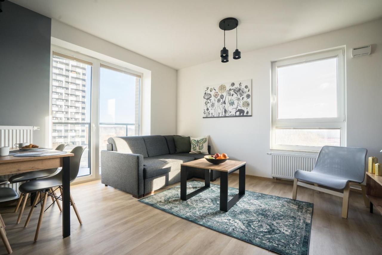 Bizapartments - Modern Flats With Parking Varsovia Exterior foto