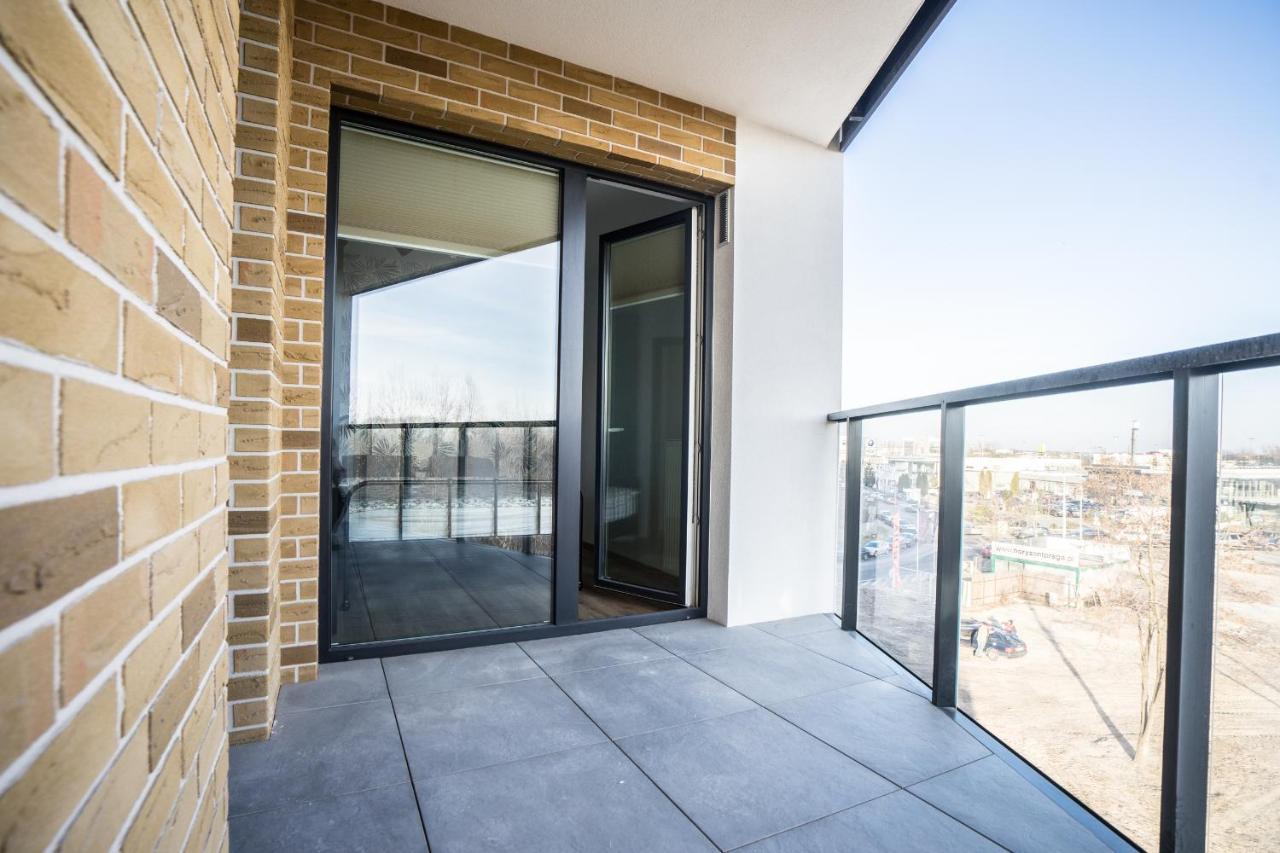 Bizapartments - Modern Flats With Parking Varsovia Exterior foto